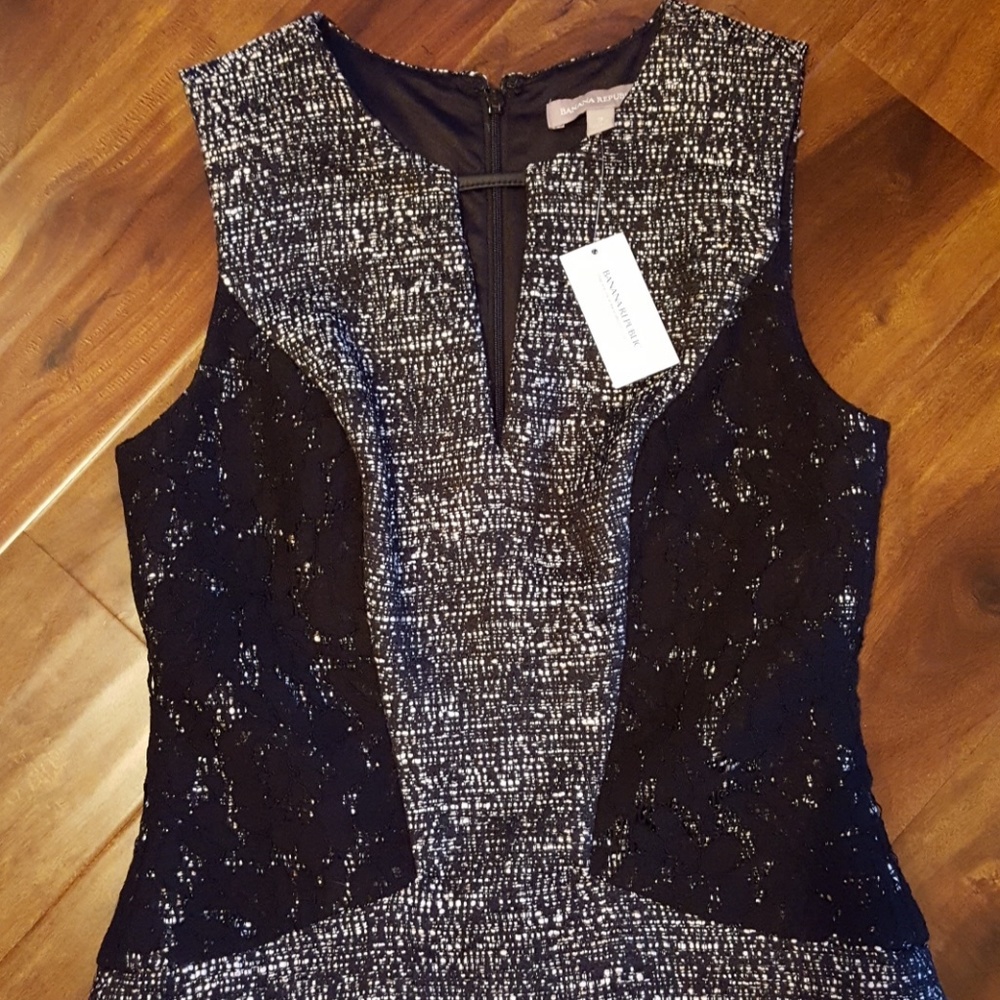 Banana Republic Tweed & Lace a-line dress - Picture 3 of 8